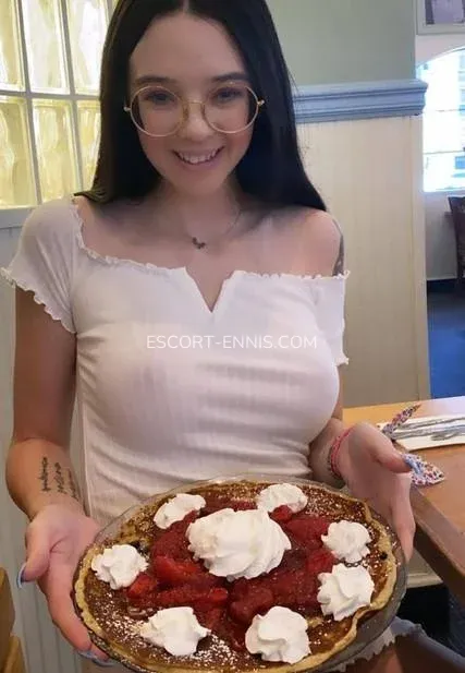 Escort Ennis Veronica — 3