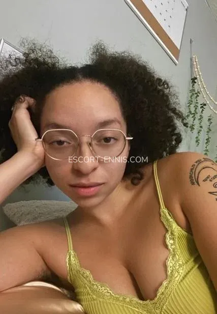 Escort Ennis Karin — 4