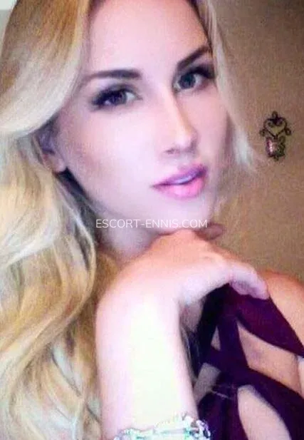 Escort Ennis Vivian — 4