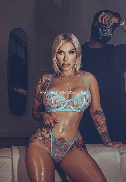 Escort Ennis Riley — 1