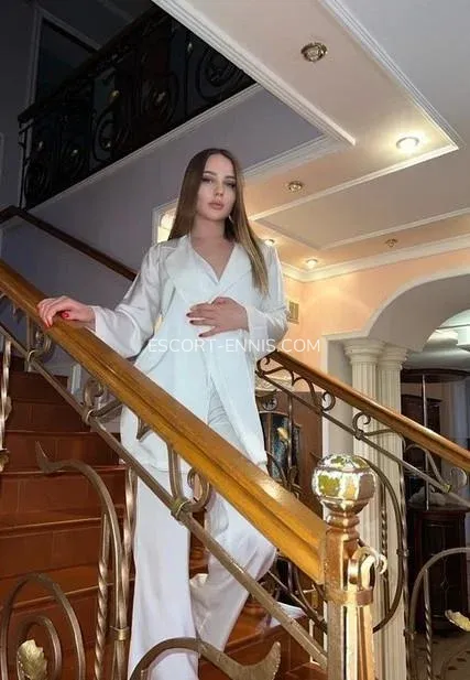 Escort Ennis Carina — 6