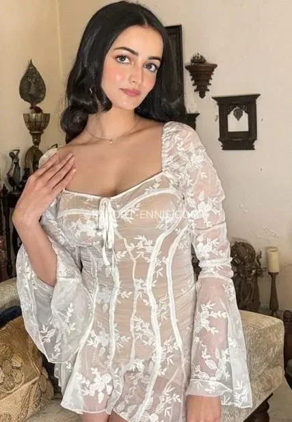 Escort Ennis Charlotta — 4