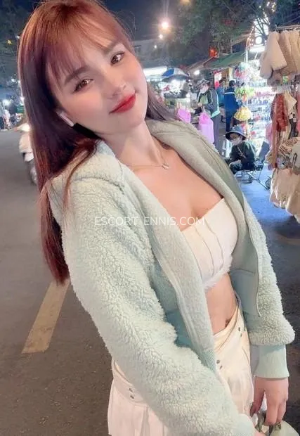 Escort Ennis Monica — 2