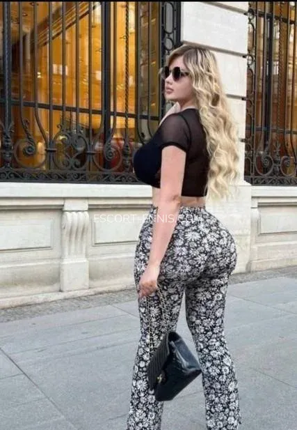 Escort Ennis Bailey — 3