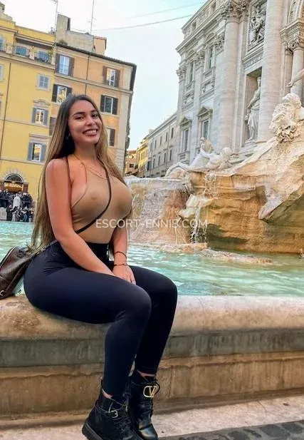 Escort Ennis Märta — 6