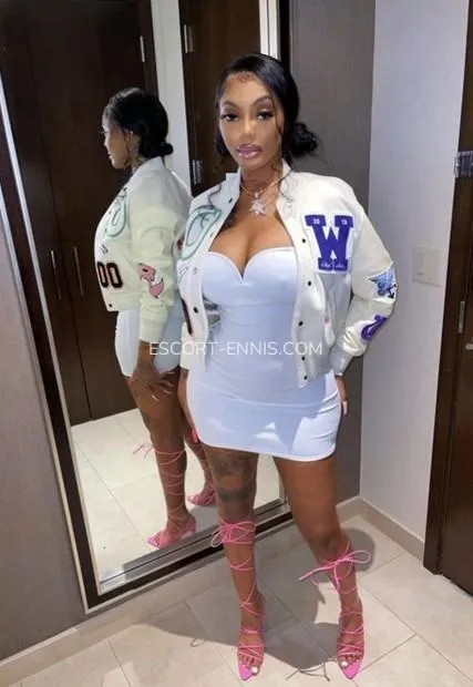 Escort Ennis Agnes — 2