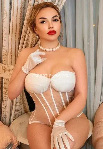 Escort Ennis Mya — 5