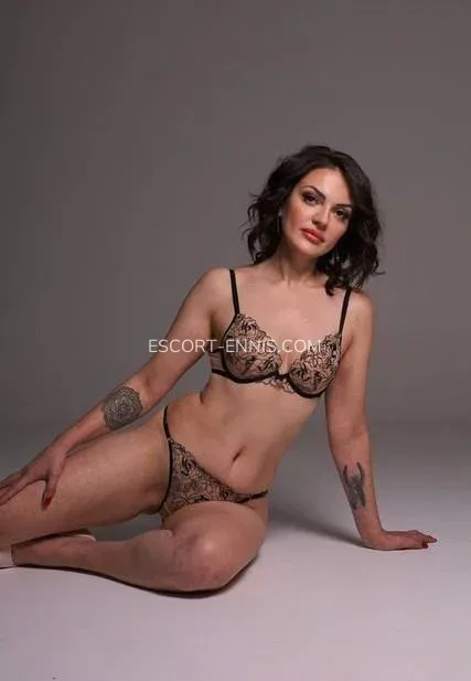 Escort Ennis Gisela — 6