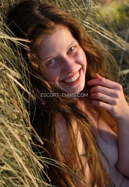 Escort Ennis Klara — 4