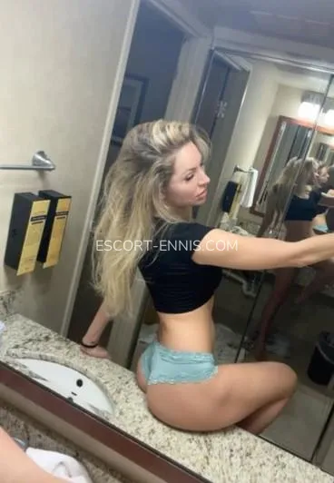 Escort Ennis Emelie — 2