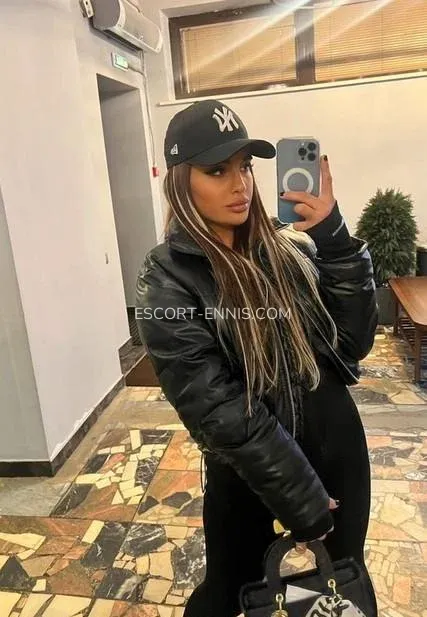 Escort Ennis Elin — 1